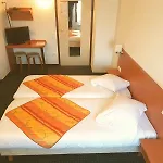 Hotel Beddy-Bye Hotel 2*