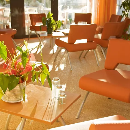 Ξενοδοχείο Beddy-bye 2*