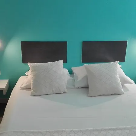 Ξενοδοχείο Beddy-bye 2*